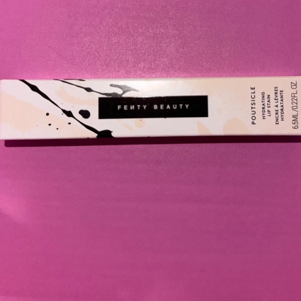 💋 FENTY BEAUTY Poutsicle Hydrating Lip Stain- Fuchsia Wife 05 💋 - Picture 4 of 6